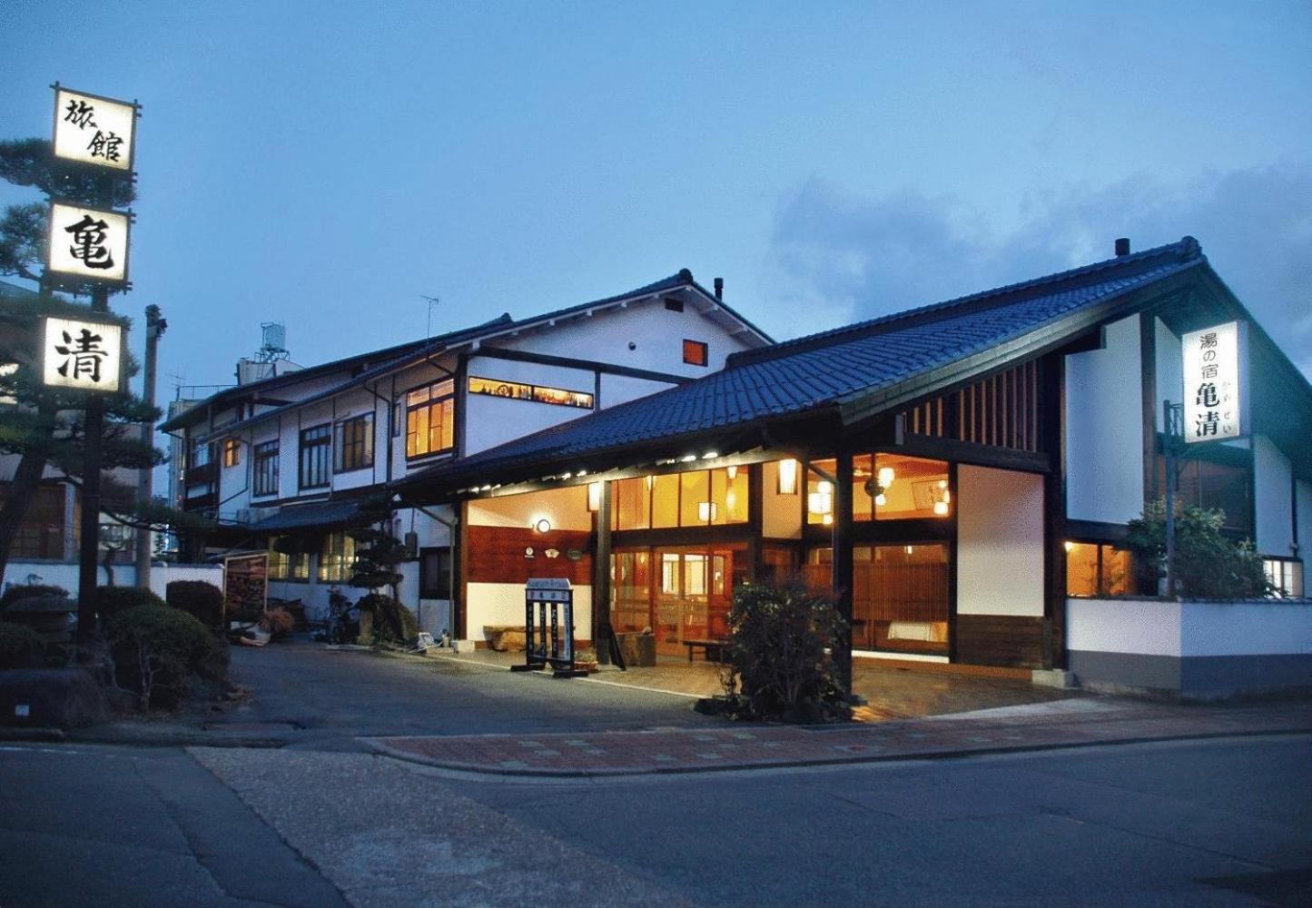 Kamesei Ryokan Chikuma Екстериор снимка