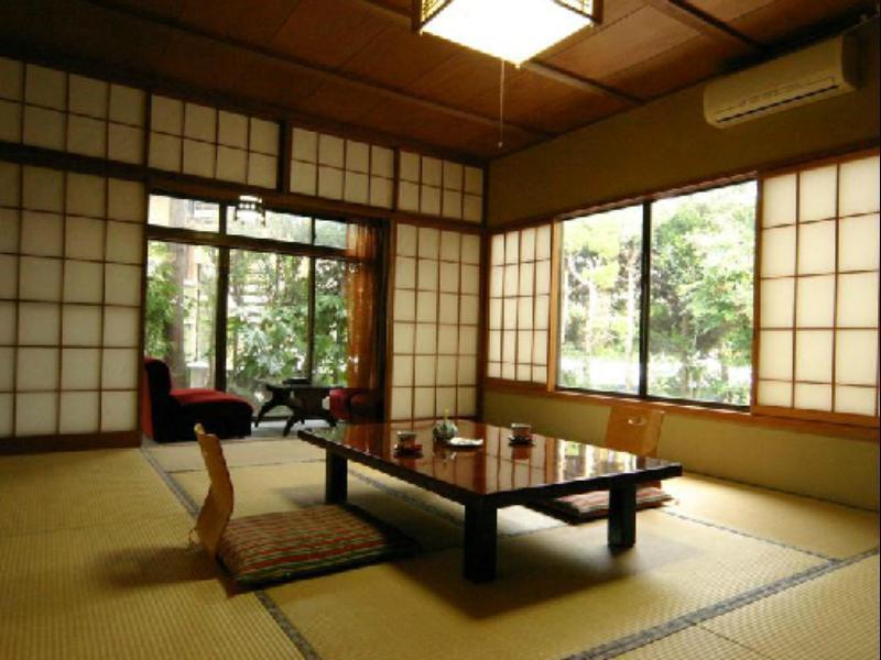 Kamesei Ryokan Chikuma Екстериор снимка